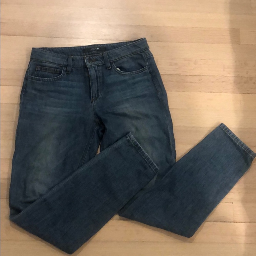 Joe’s Jeans Straight Ankle Jeans